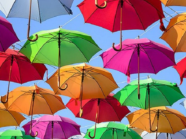 Nếu tính cách cũng có màu sắc thì bạn sẽ là xanh dịu dàng hay đỏ rực rỡ?