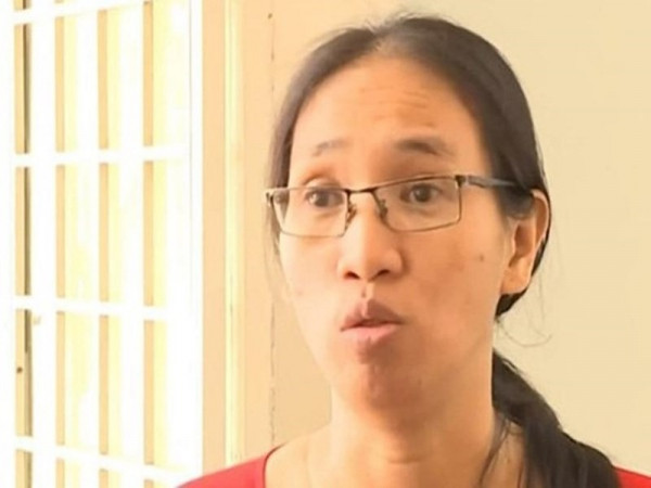 Cô giáo không giảng bài suốt 3 tháng bị điều xuống làm nhân viên văn phòng