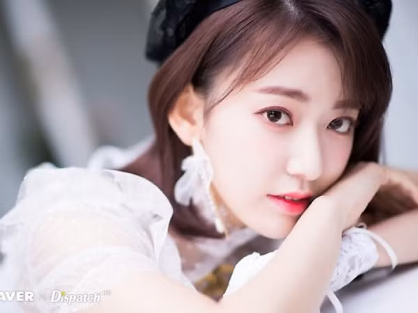 Ngoài khả năng nhìn mặt đoán nhóm máu. Sakura (IZ*ONE) còn có năng lực bí ẩn khác