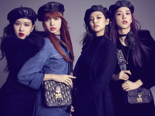 Không thể cầm lòng trước dòng son môi siêu đẹp cộp mác Dior và BLACKPINK