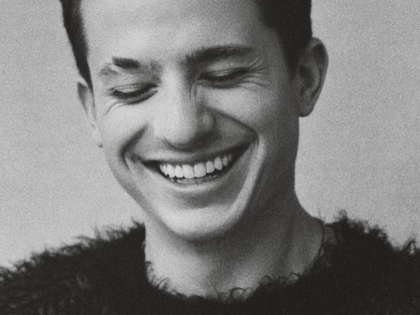 Mùa Thu năm nay, "hoàng tử tình ca" Charlie Puth lại tiếp tục khiến fan mê mệt với bài hát mới