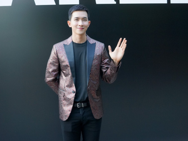 Võ Cảnh diện vest bảnh bao, tham dự "Tuần lễ thời trang nam Milan Xuân - Hè 2019"