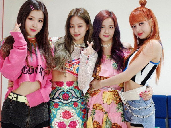 Tuyệt vọng vì chờ đợi, fan hack tài khoản Instagram của BLACKPINK