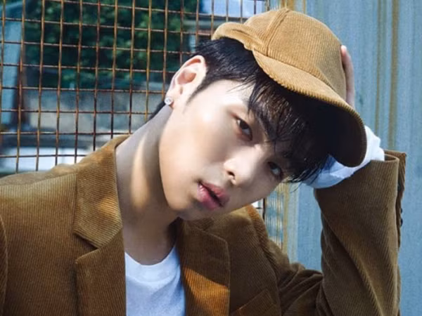 Một lần nữa, Junhoe (iKON) lại gây sóng gió vì hành động khó hiểu trên Instagram