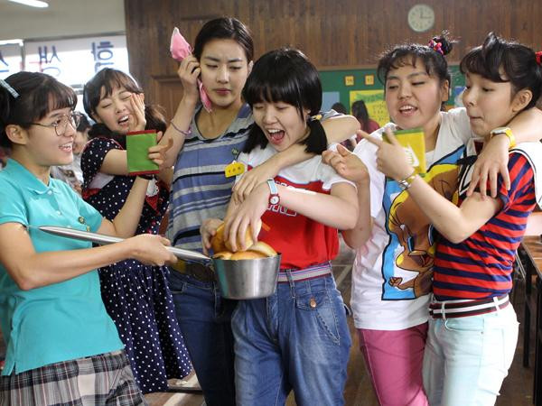 Phim hay cuối tuần: Sunny - những mùa nắng đẹp chắc chắn sẽ quay về