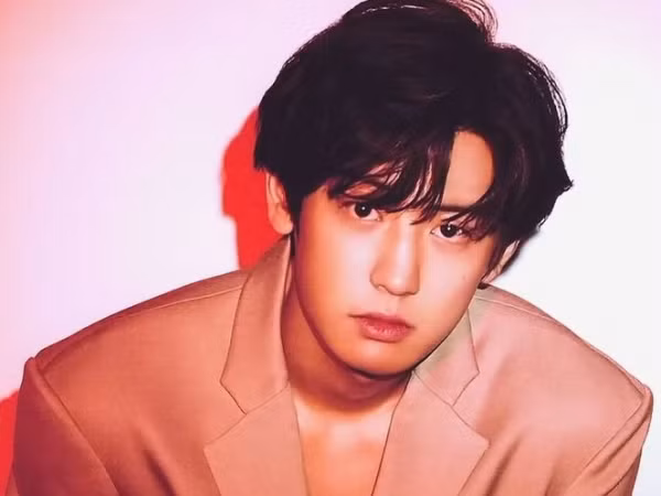 Nhờ EXO-L nhiệt tình giúp sức, Chanyeol tiếp tục lập được kỷ lục mới trên Instagram