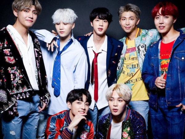 Người dẫn chương trình tại Mexico phải xin lỗi vì chế giễu BTS