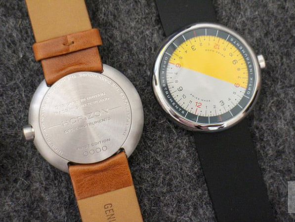 Cận cảnh chiếc đồng hồ kỳ lạ không kim giờ, kim phút