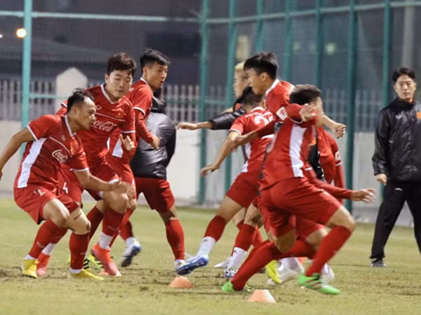 Xuân Trường: “Đội tuyển Việt Nam sẽ vượt qua vòng bảng Asian Cup”