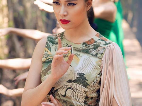 MV kỳ ảo "Bánh Trôi Nước" lọt Top 3 video đáng chú ý nhất năm 2016