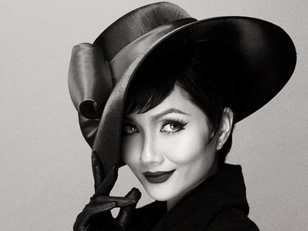 Chiến thắng "Timeless Beauty", H'Hen Niê tung bộ ảnh khẳng định sắc đẹp cổ điển
