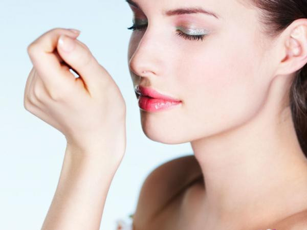 Chọn mùi hương phù hợp, nước hoa sẽ giúp bạn ấn tượng hơn nhiều
