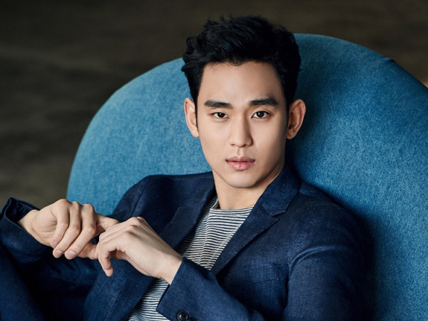 Kim Soo Hyun khiến fan ngỡ ngàng khi bất ngờ thông báo chuẩn bị lên đường nhập ngũ