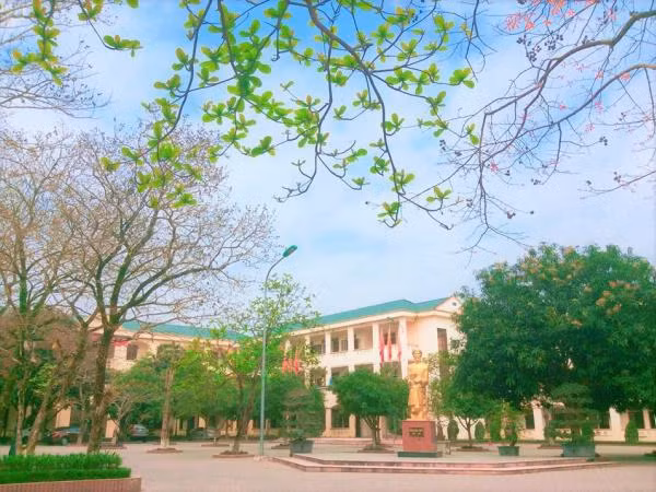 THPT chuyên Phan Bội Châu - Nghệ An: Ngôi trường hội tụ toàn là "siêu nhân"