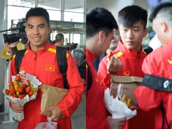 Sang Qatar tập huấn, Đức Huy được tặng bó hoa trái cây, chưa kịp ăn đã bị anh em "xin miếng"