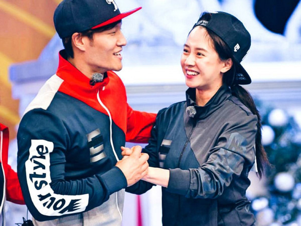 Đến PD "Running Man" cũng băn khoăn không biết Kim Jong Kook và Song Ji Hyo có hẹn hò hay không