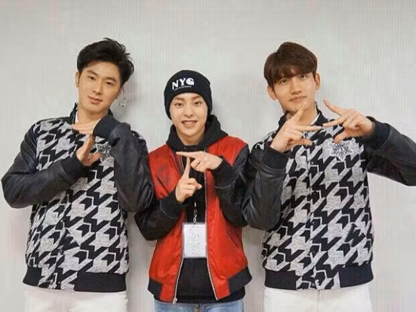 Vẫn biết Xiumin là fan bự của TVXQ, nhưng đến mức này thì cạn lời rồi