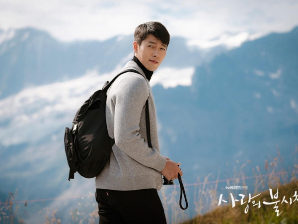 Thời trang của nam chính Ri Jung Hyuk trong Hạ Cánh Nơi Anh có gì đặc biệt