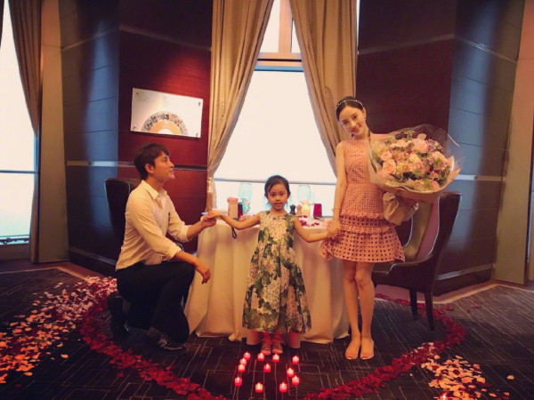 Giả Nãi Lượng là người chồng, người cha tuyệt vời thế này, sao Lý Tiểu Lộ nỡ lòng buông tay?