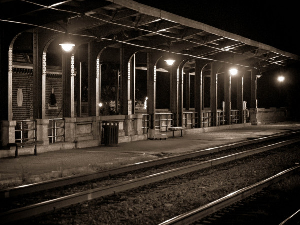 Câu chuyện rùng rợn về "Ga Kisaragi": Nhà ga không thể tìm thấy trên bản đồ Nhật Bản