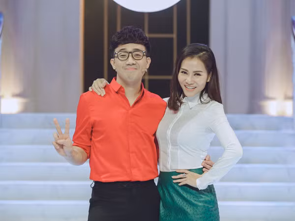 Ca sĩ Thu Minh tiết lộ từng âm thầm đạp xe suốt 3 năm ròng để ngắm người yêu trong mộng
