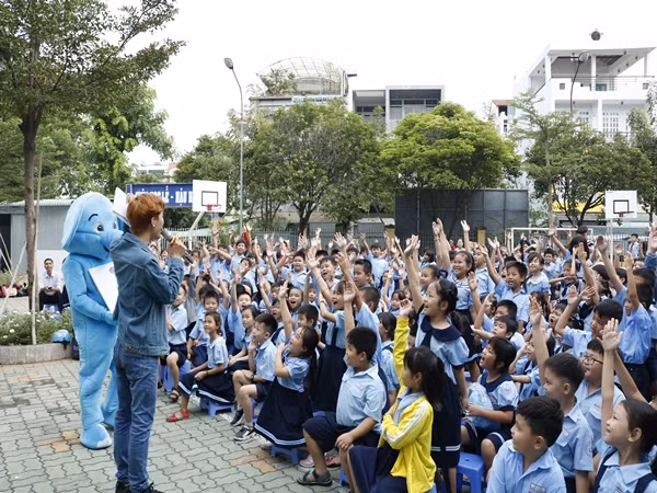 Tiết học “lạ” vui nổ trời của tween trường An Phú (Q.2, TP.HCM)