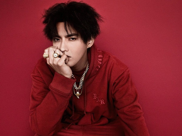 Kris Wu (Ngô Diệc Phàm) dính nghi án hẹn hò với hotgirl Học viện Điện ảnh Bắc Kinh