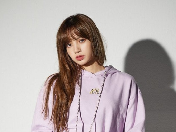 Xinh đẹp nữ tính như thế, cớ sao Lisa (Black Pink) có biệt danh là “anh trai”?