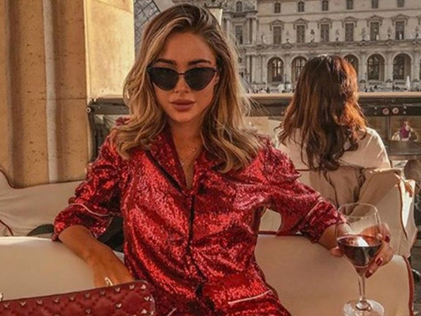 Ngôi sao Instagram đăng ảnh đi nước ngoài, hóa ra… ghép hình mình vào nền ảnh nước ngoài!