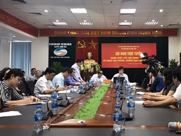 Xem xét đưa ra khỏi ngành giáo viên chủ nhiệm vụ nữ sinh bị đánh