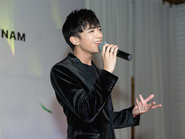 Soobin Hoàng Sơn, Trang Pháp, MLEE bất ngờ hội ngộ, chiêu đãi khán giả toàn hit "khủng" 