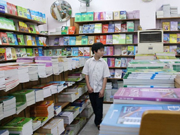 Khuyến khích giữ gìn chứ không "cấm" học sinh viết vào SGK