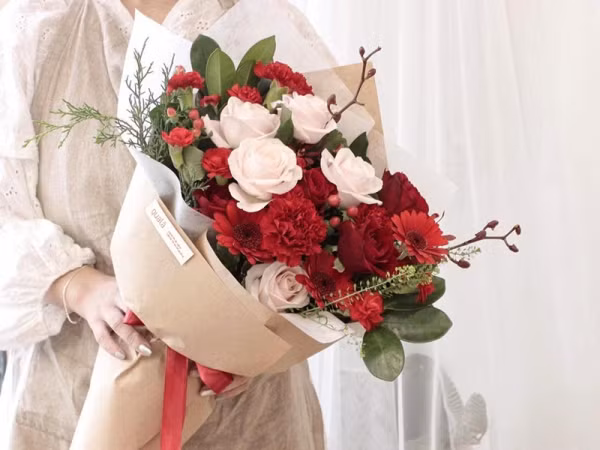 Khởi nghiệp từ hoa tươi: Làm thế nào để cửa hàng luôn “tỏa hương”?