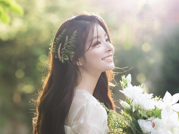 Bạn gái tin đồn của Seungri: mặt xinh như búp bê, dáng chuẩn như người mẫu