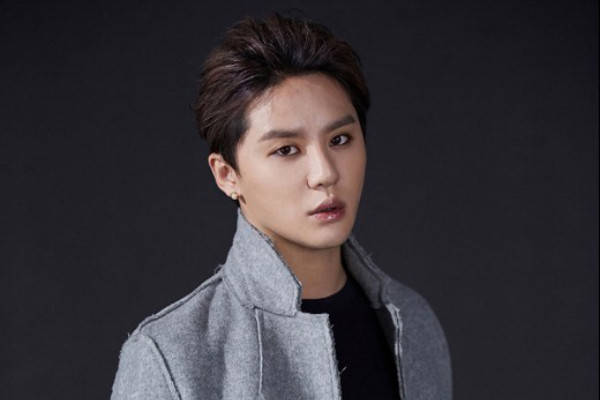 Căn hộ của Junsu (JYJ) bị tịch thu trong khi chính chủ còn đang trong quân ngũ