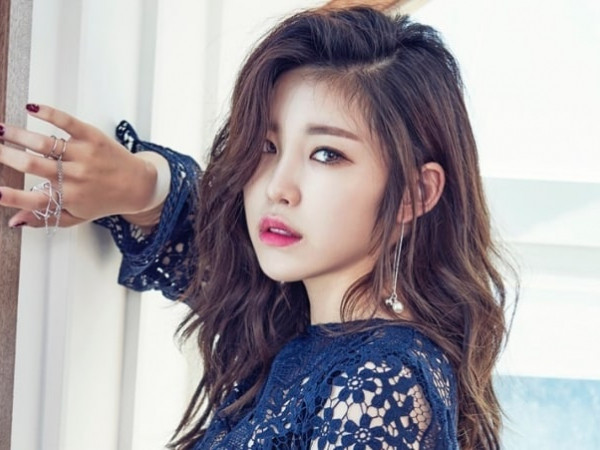 Chấp nhận mất thù lao trong ba năm liền, idol này vẫn không thể rời khỏi công ty quản lý