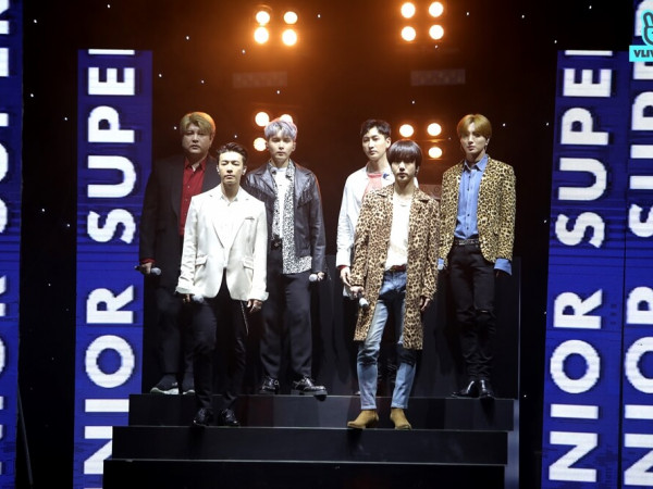 Trước tình cảm của người hâm mộ, Super Junior hứa sẽ trở lại Việt Nam 