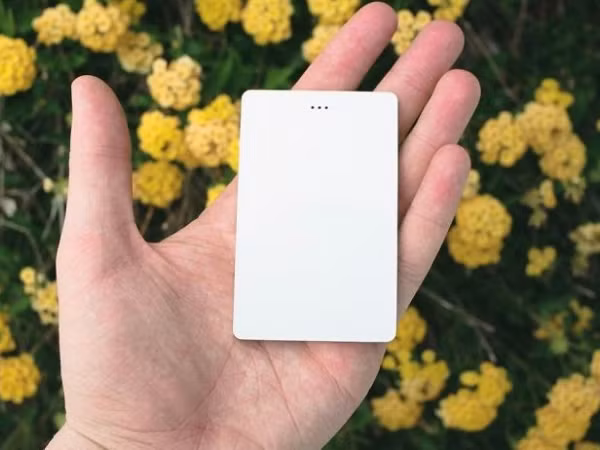 Phải chăng thời của iPhone sắp qua, và Light Phone đang tới?