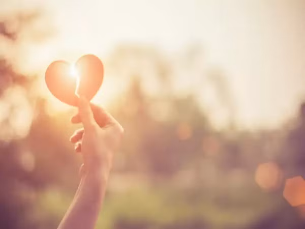 Nếu người cũ của bạn thuộc 4 chòm sao này, hãy dứt khoát quên họ đi là vừa 