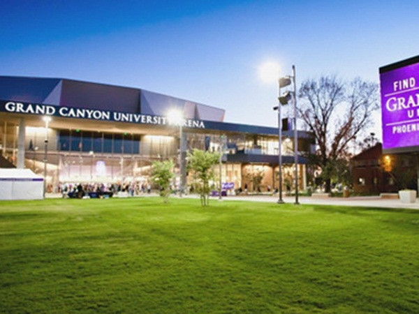 Dân Mỹ đua nhau vào đại học