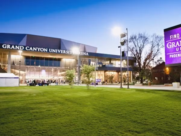 Dân Mỹ đua nhau vào đại học