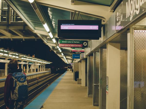 Những mốc thời gian hạnh phúc: Chuyến tàu chở cha trở về