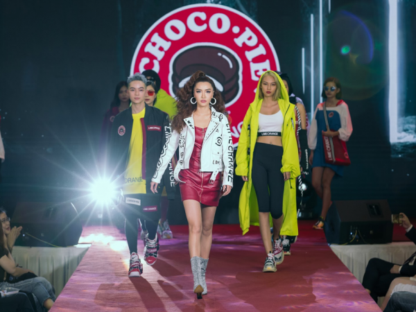 Màn “lột xác” táo bạo của thương hiệu Choco.Pie quen thuộc nhờ sự góp lửa của những nhân tố lạ