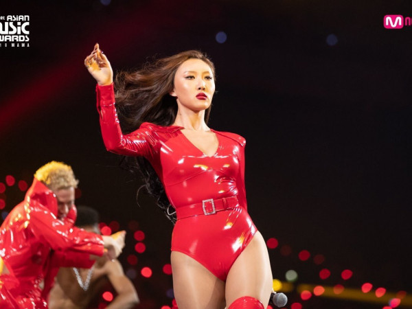 BXH giá trị thương hiệu thành viên girlgroup tháng 12: Hwasa dẫn đầu nhờ phần trình diễn ở MAMA