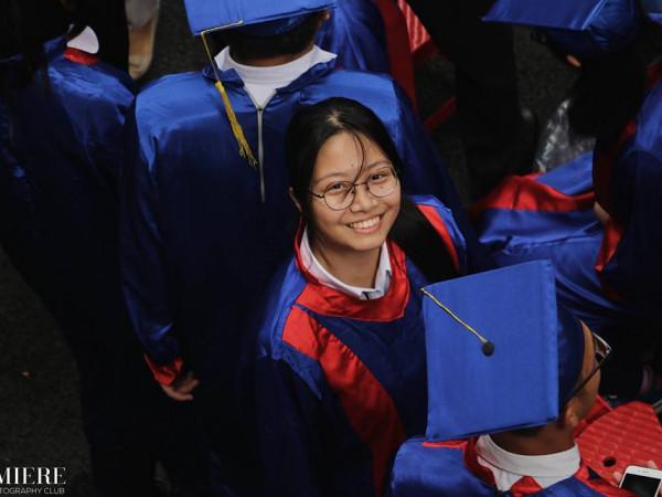 Điểm chuẩn Đại học: Vừa sức hay ngoài tầm với? 