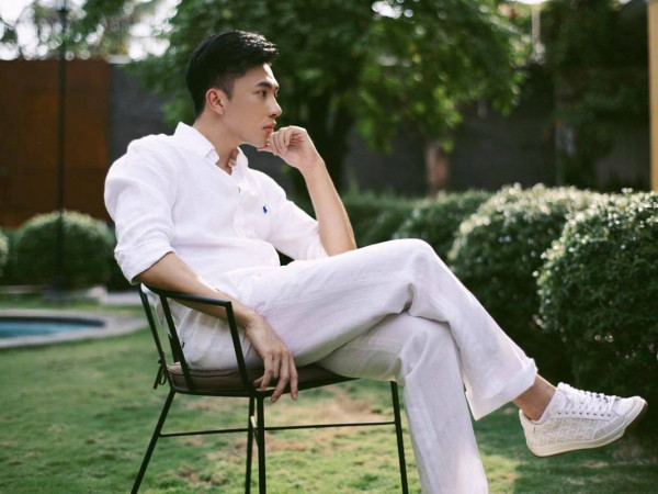 Chàng CEO điển trai khiến cư dân mạng “thức tỉnh" với câu chuyện suýt chết vì tham công tiếc việc 