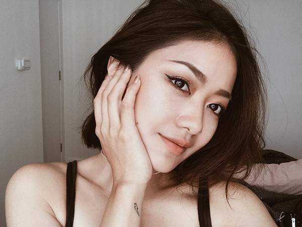 Sáu mẹo làm đẹp đánh bay nỗi lo trôi phấn, lem son ngày mưa gió