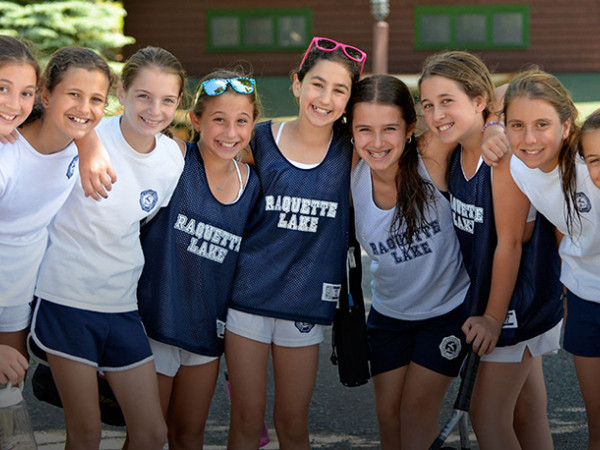 Tiếng Anh rất dễ: Bí kíp giúp bạn tham gia trại Hè Quốc tế “chuẩn không cần chỉnh”