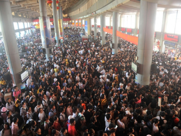 Vẫn biết Trung Quốc đông dân, nhưng những hình ảnh này vẫn khiến ai cũng phải sợ