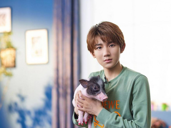 Học cách Vương Nguyên (TF Boys) biến sức mạnh thần tượng thành năng lượng tích cực